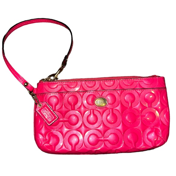 Coach Handbags - Coach NWOT Peyton Pink Patent Leather Embossed Large Wristlet